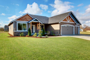 What To Look For In Your Roofing Before Buying A Home