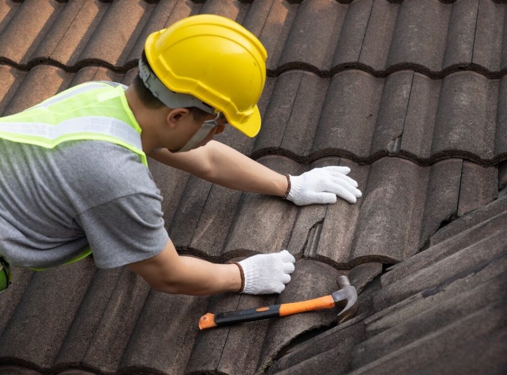 How to Choose the Best Roofing Contractor for Your Home